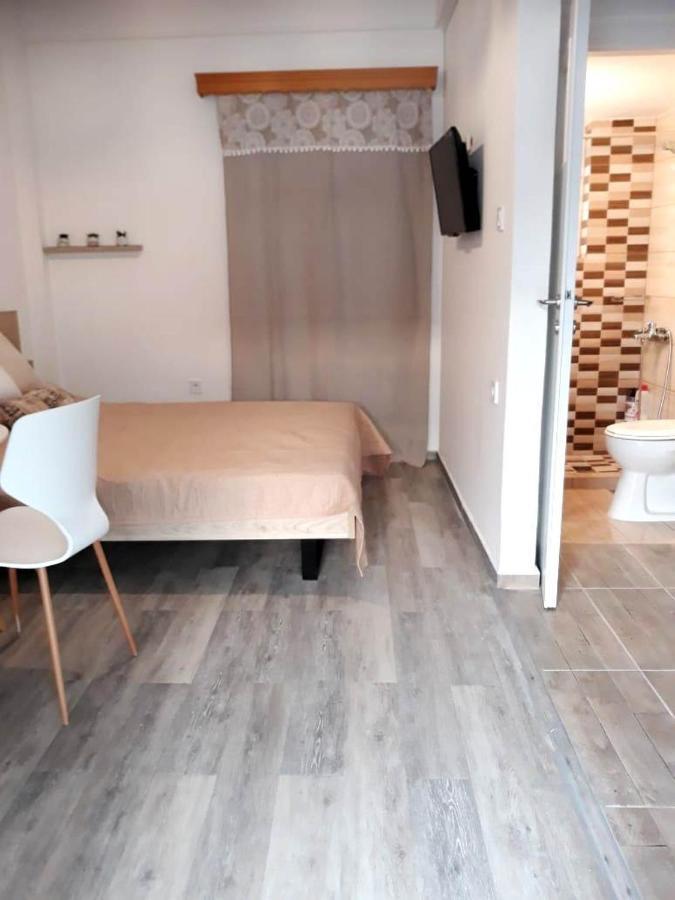 Fully Renovated Small & Cosy Studio Афіни Екстер'єр фото