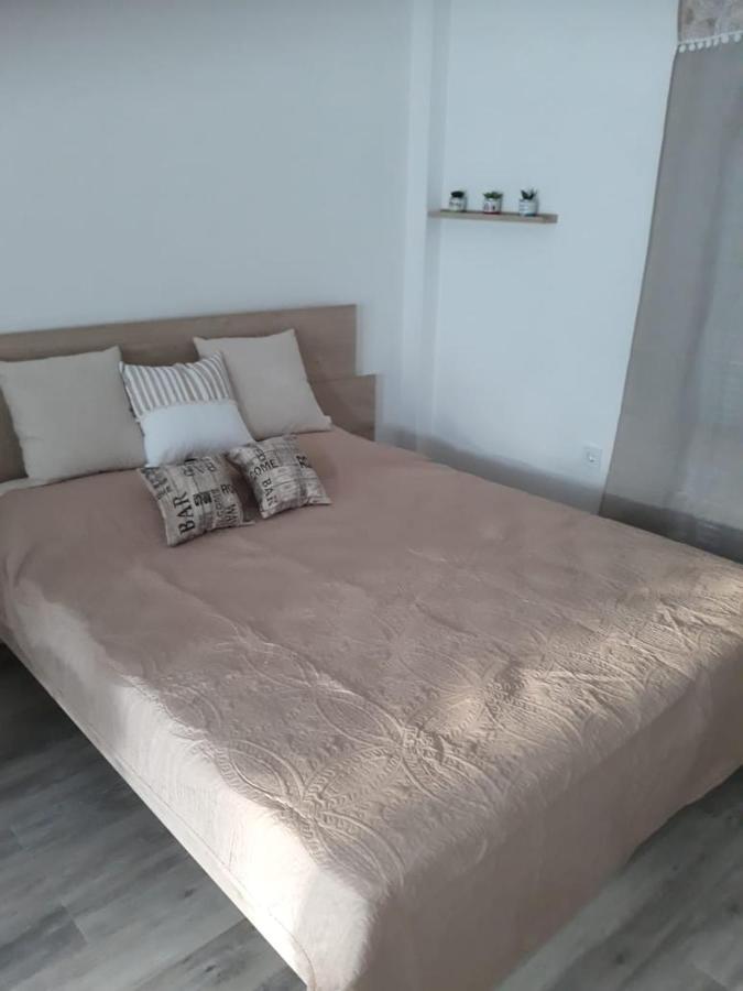 Fully Renovated Small & Cosy Studio Афіни Екстер'єр фото